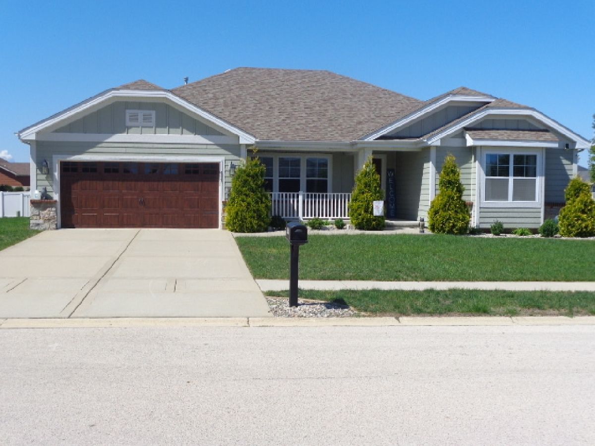  For Sale Manteno Illinois, 489 Cardinal Drive