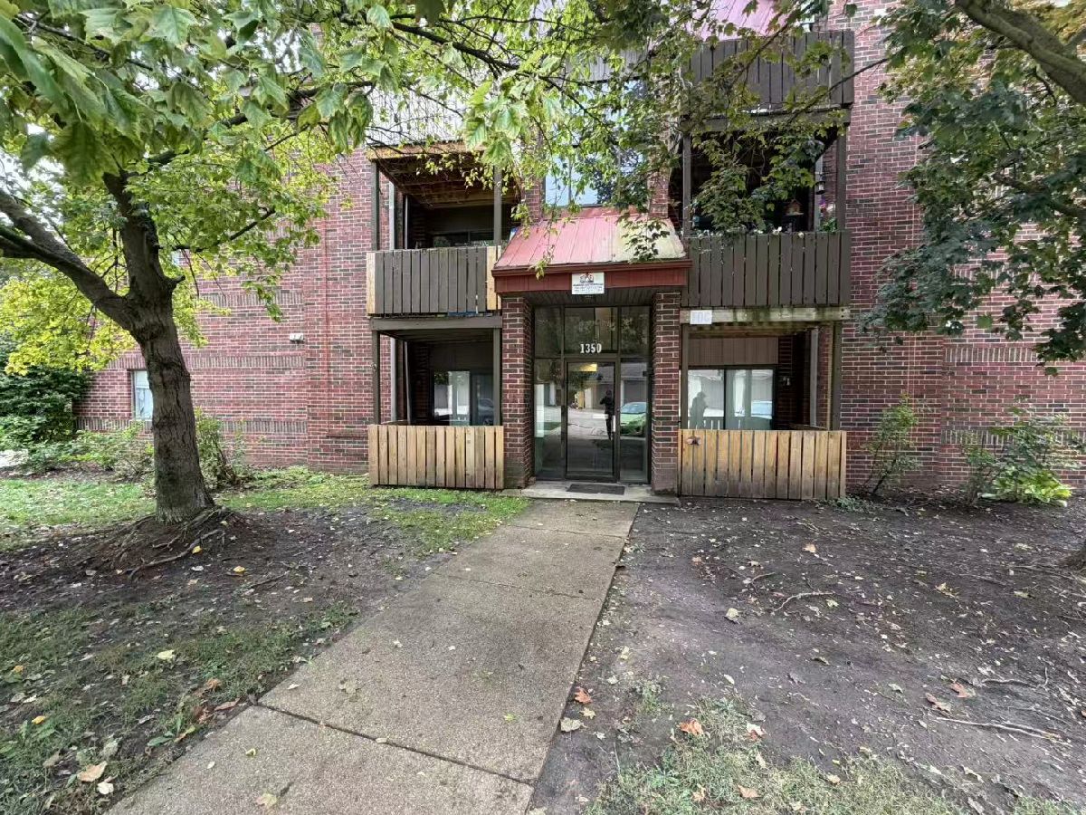 For Rent St Charles Illinois, 1350 Brook