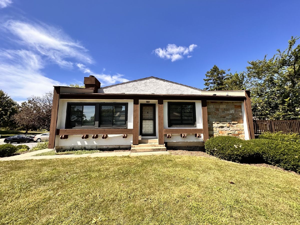 For Rent Indian Head Park Illinois, 183 Cascade