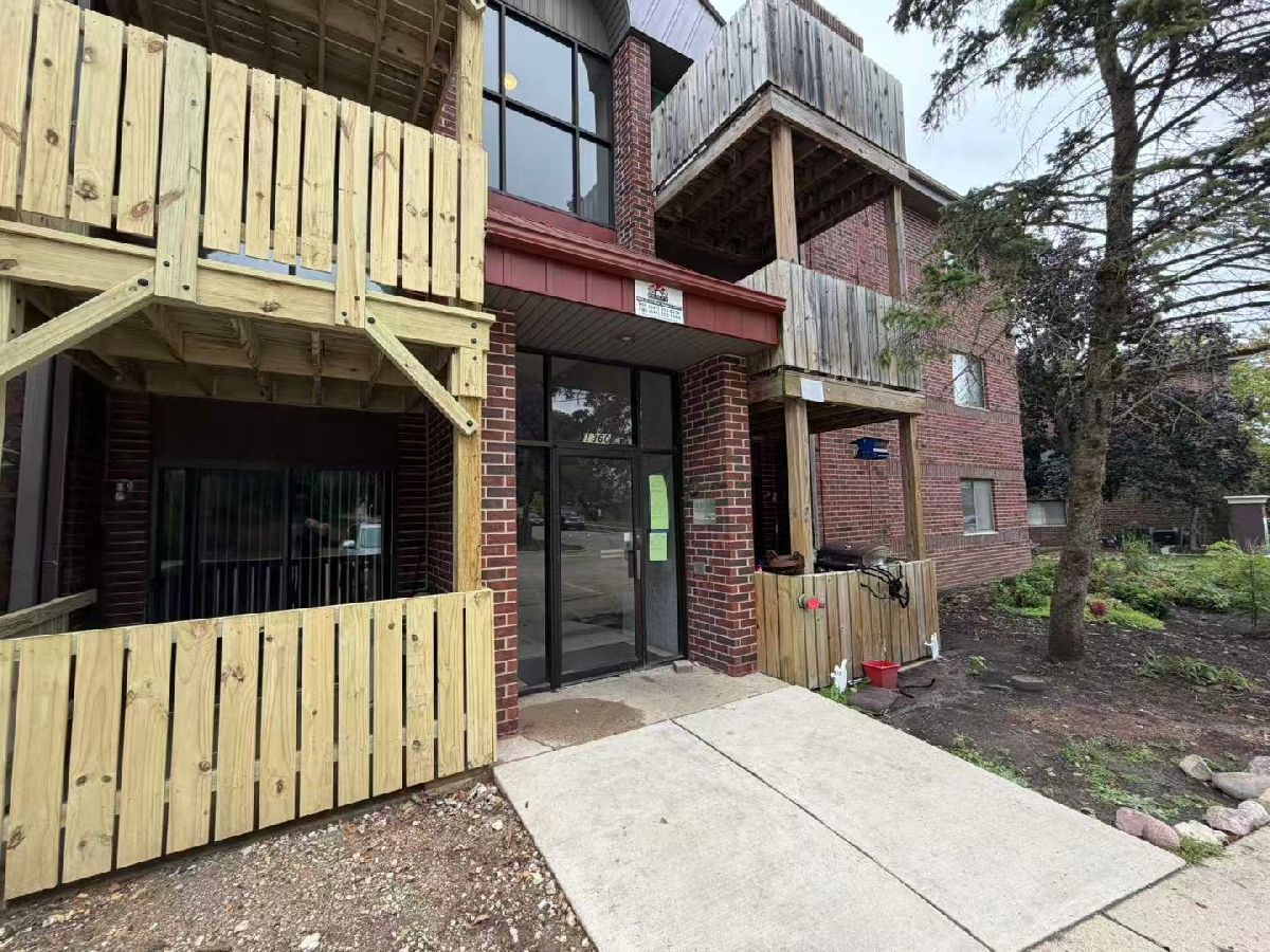 For Rent St Charles Illinois, 1360 Brook