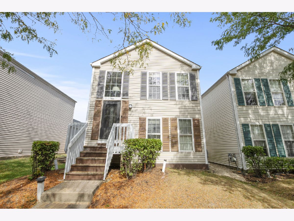 Homes & Townhomes & Condos For Sale Hometown Aurora Illinois, 799 Symphony Drive