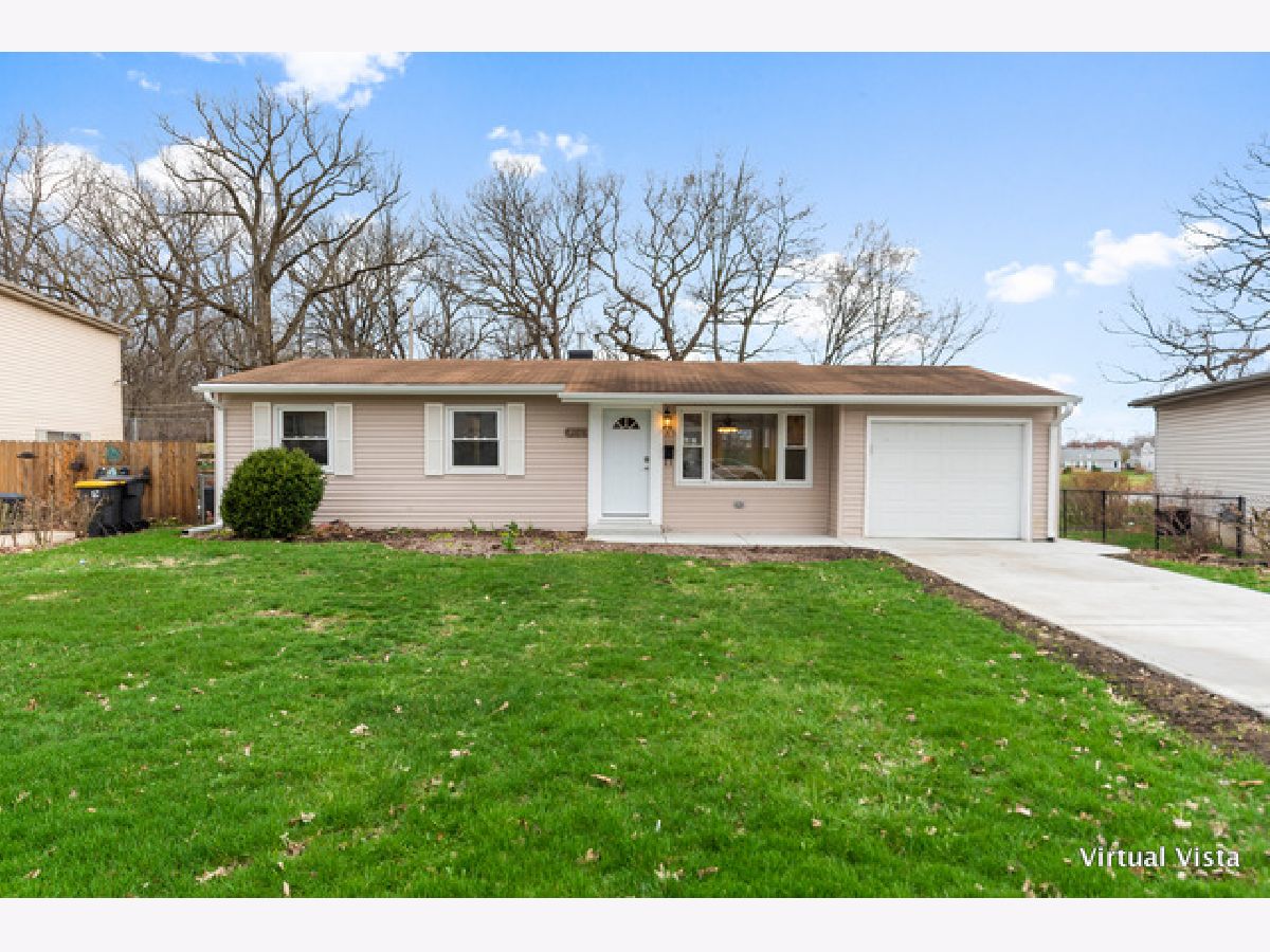  For Rent Streamwood Illinois, 206 Timber