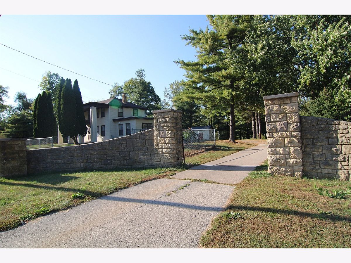  For Sale Rockford Illinois, 8119 Main Street