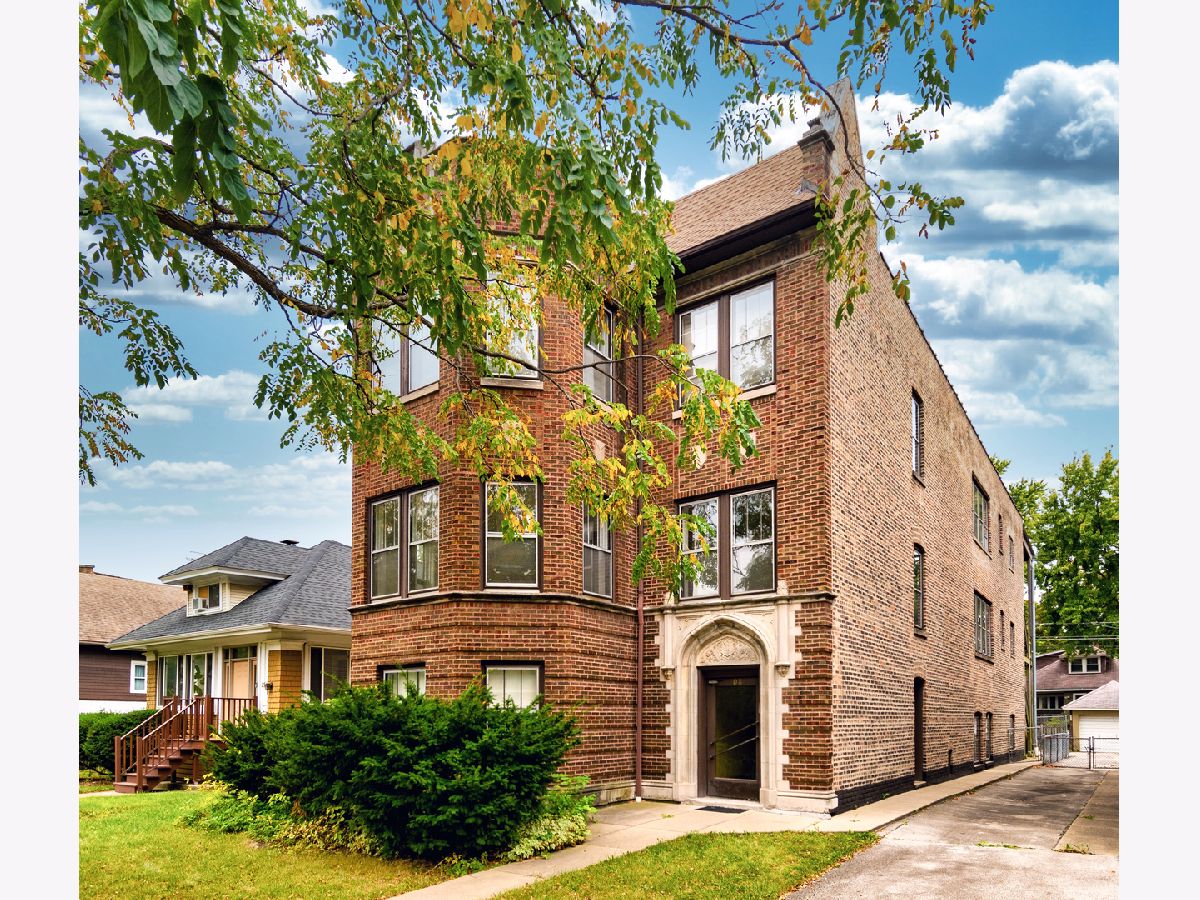  Sold Oak Park Illinois, 208 Austin
