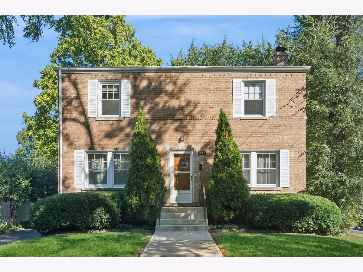  For Sale Homewood Illinois, 1850 Pine Road