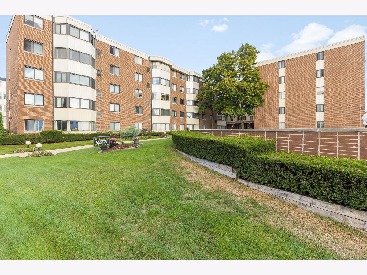 For Sale Morton Grove Illinois, 5500 Lincoln Avenue