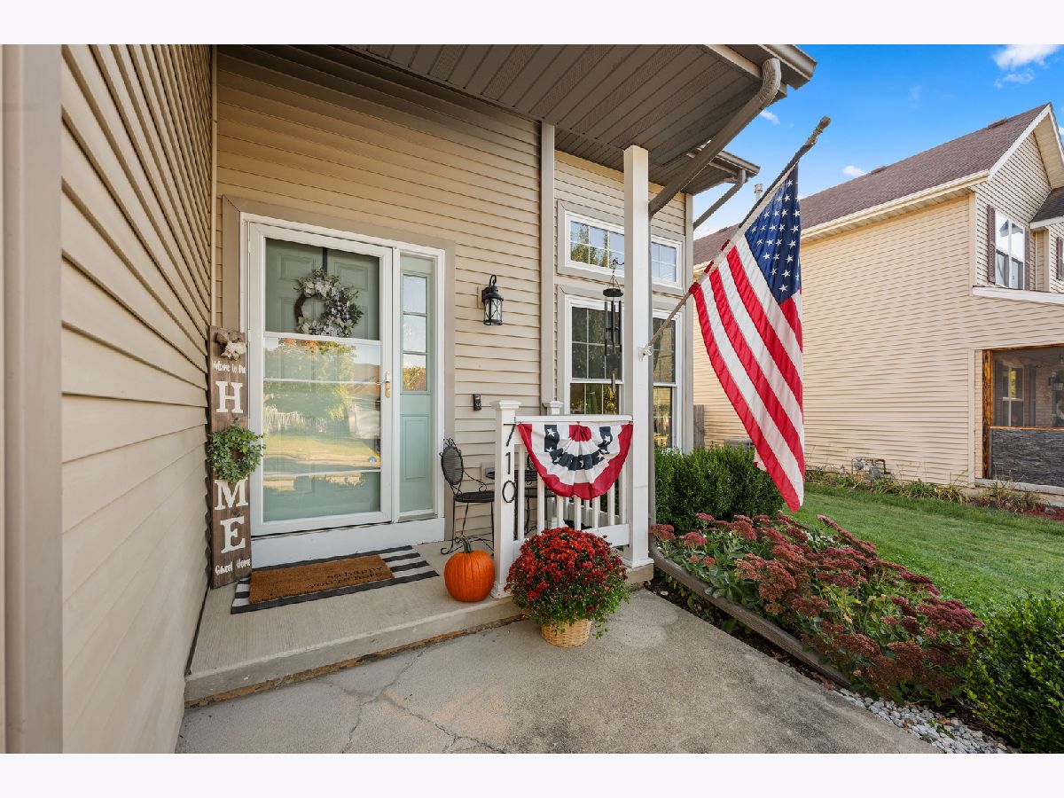  For Sale Genoa Illinois, 710 Hawthorne Lane