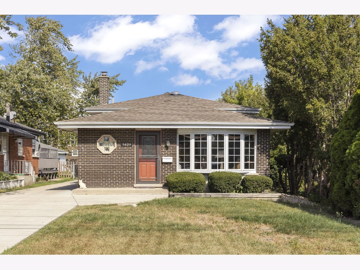  For Sale Berkeley Illinois, 5628 Hawthorne Avenue