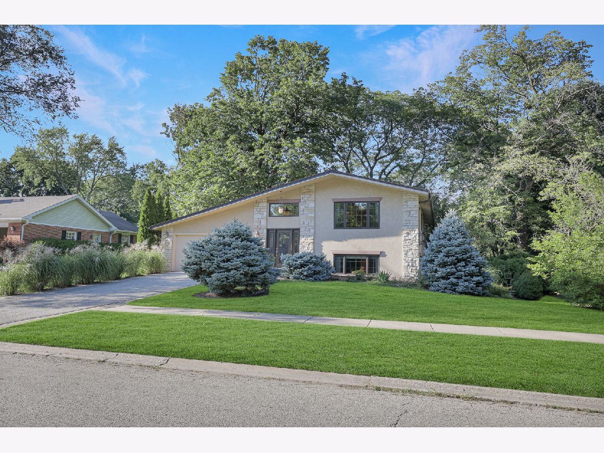  For Sale Barrington Illinois, 236 Monument Avenue
