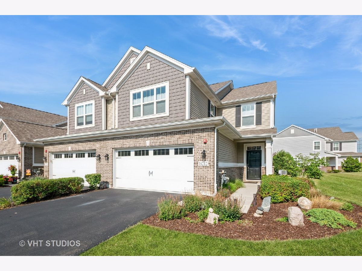 Townhomes For Sale The Townes At Sagebrook Lockport Illinois, 16212 Switch Grass Road