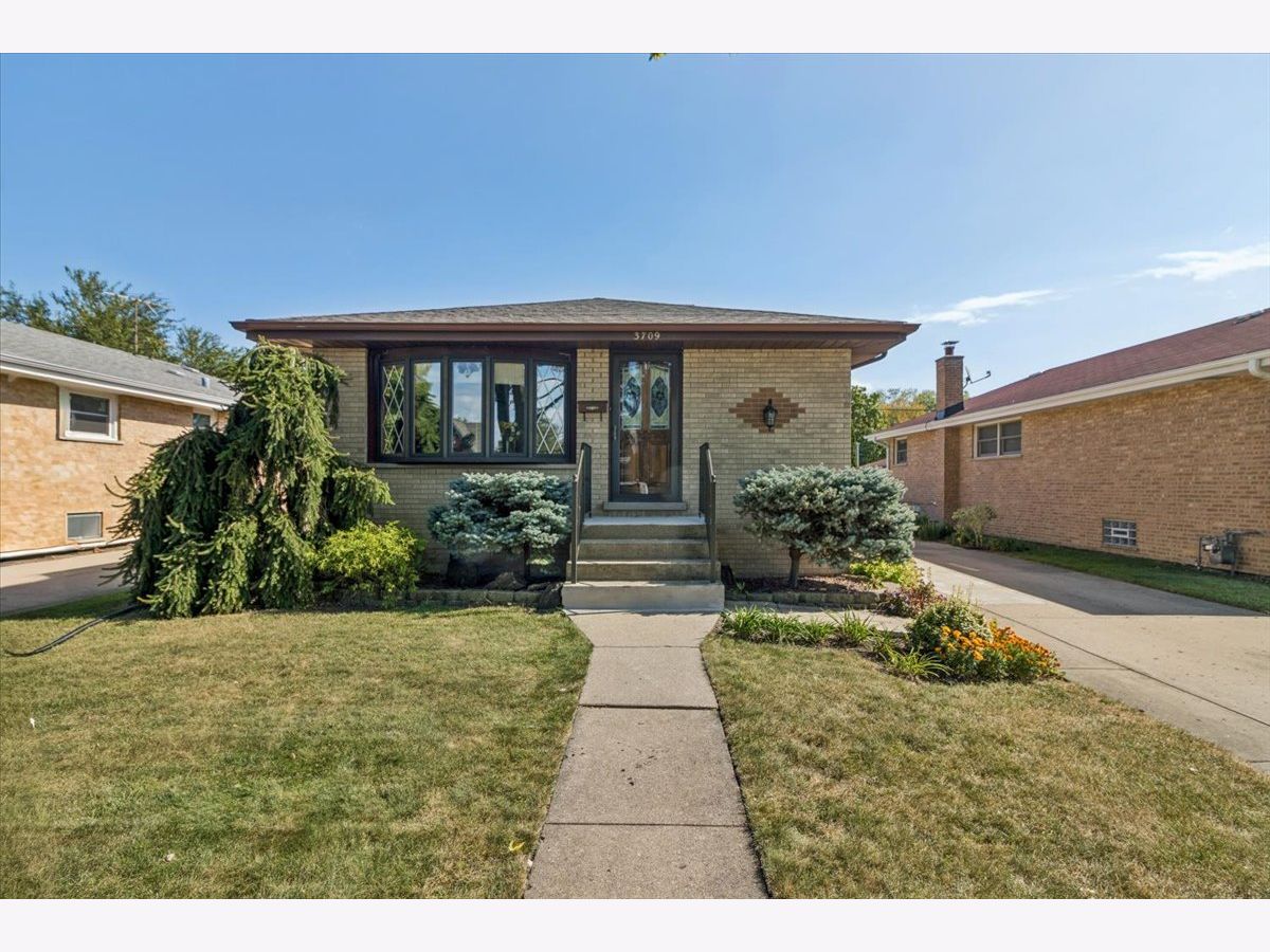  For Sale Schiller Park Illinois, 3709 Emerson Street
