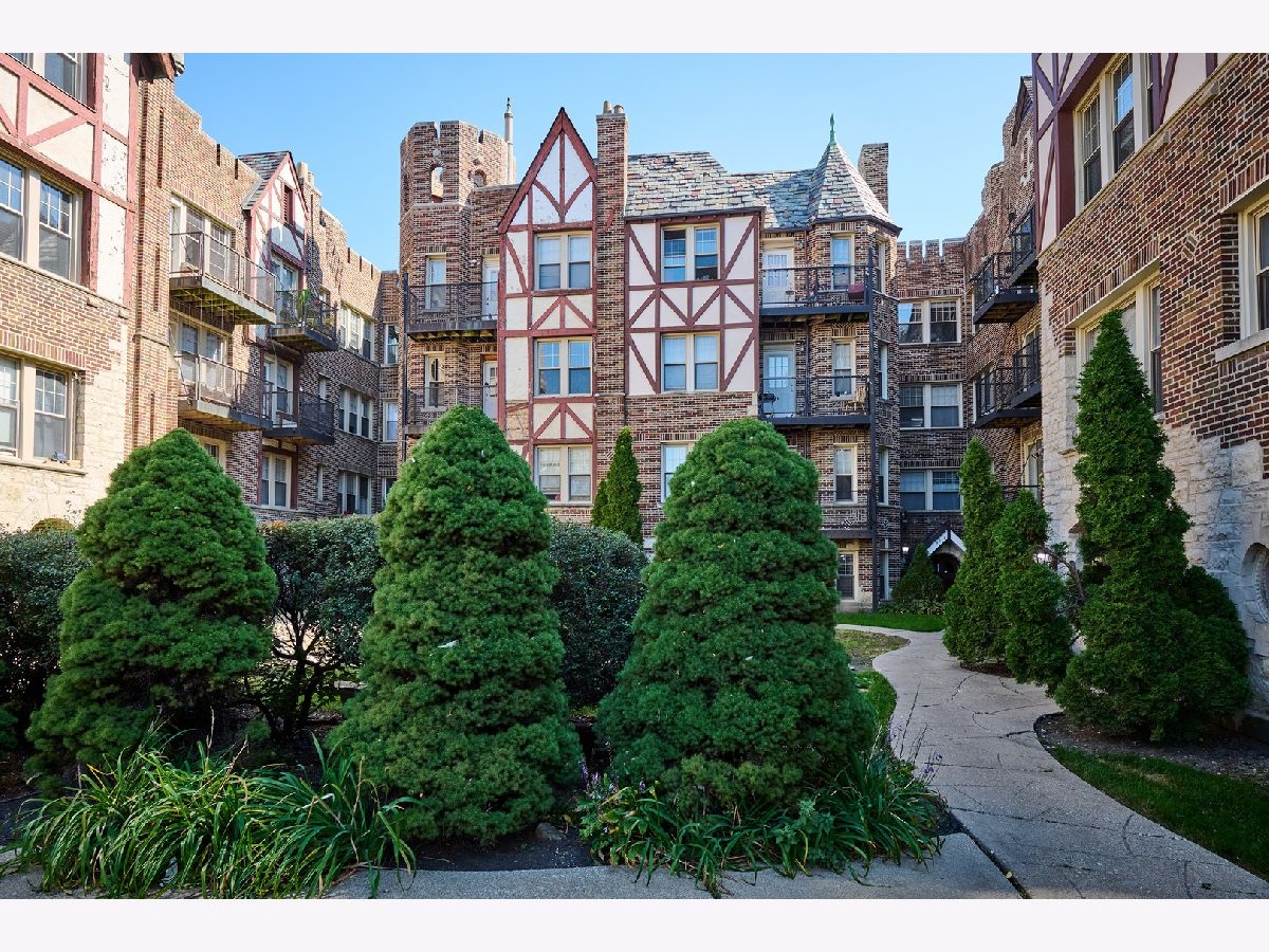  For Sale Chicago Illinois, 5715 Kimball Avenue