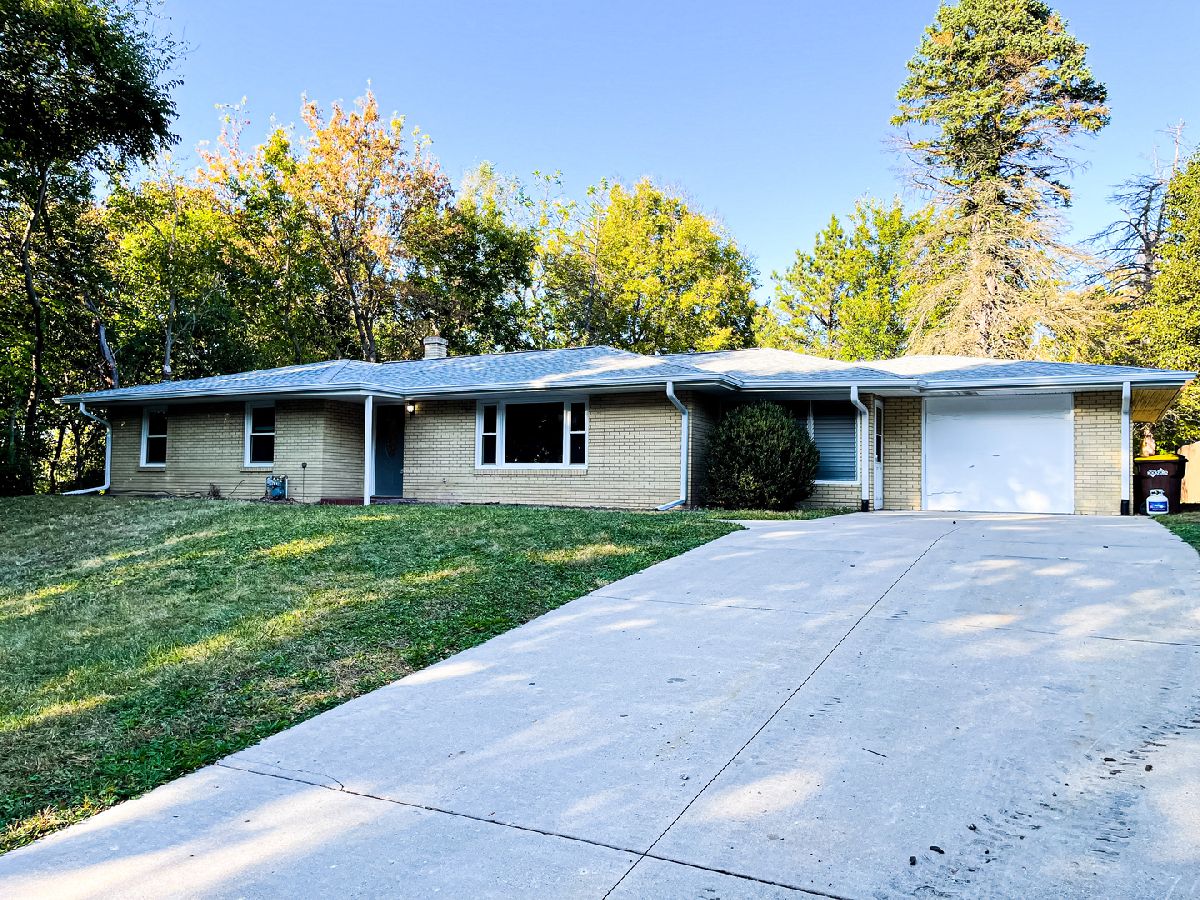 For Sale Rockford Illinois, 2728 Edgewood Drive