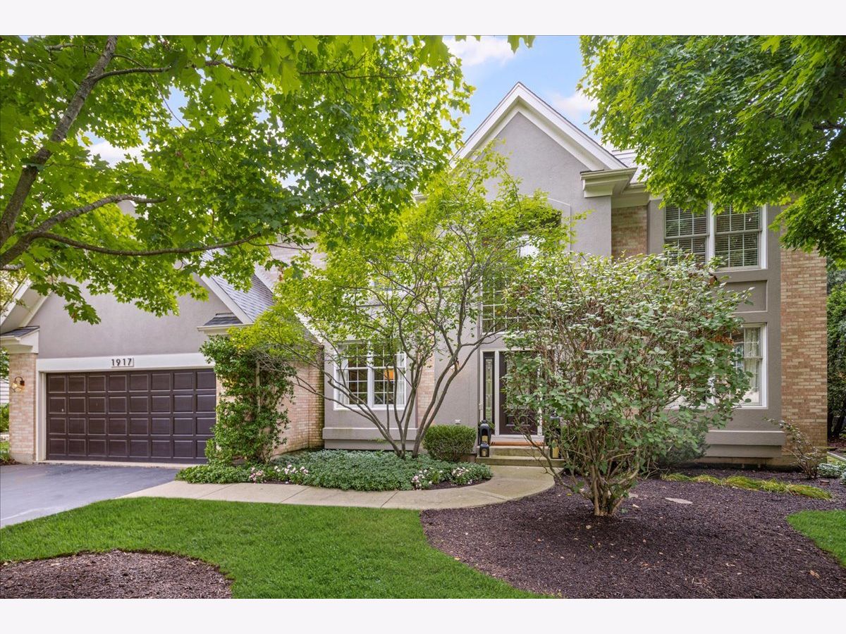  For Sale Libertyville Illinois, 1917 Halifax Street