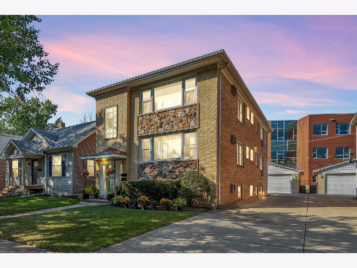  For Sale Schiller Park Illinois, 4008 Wagner Avenue