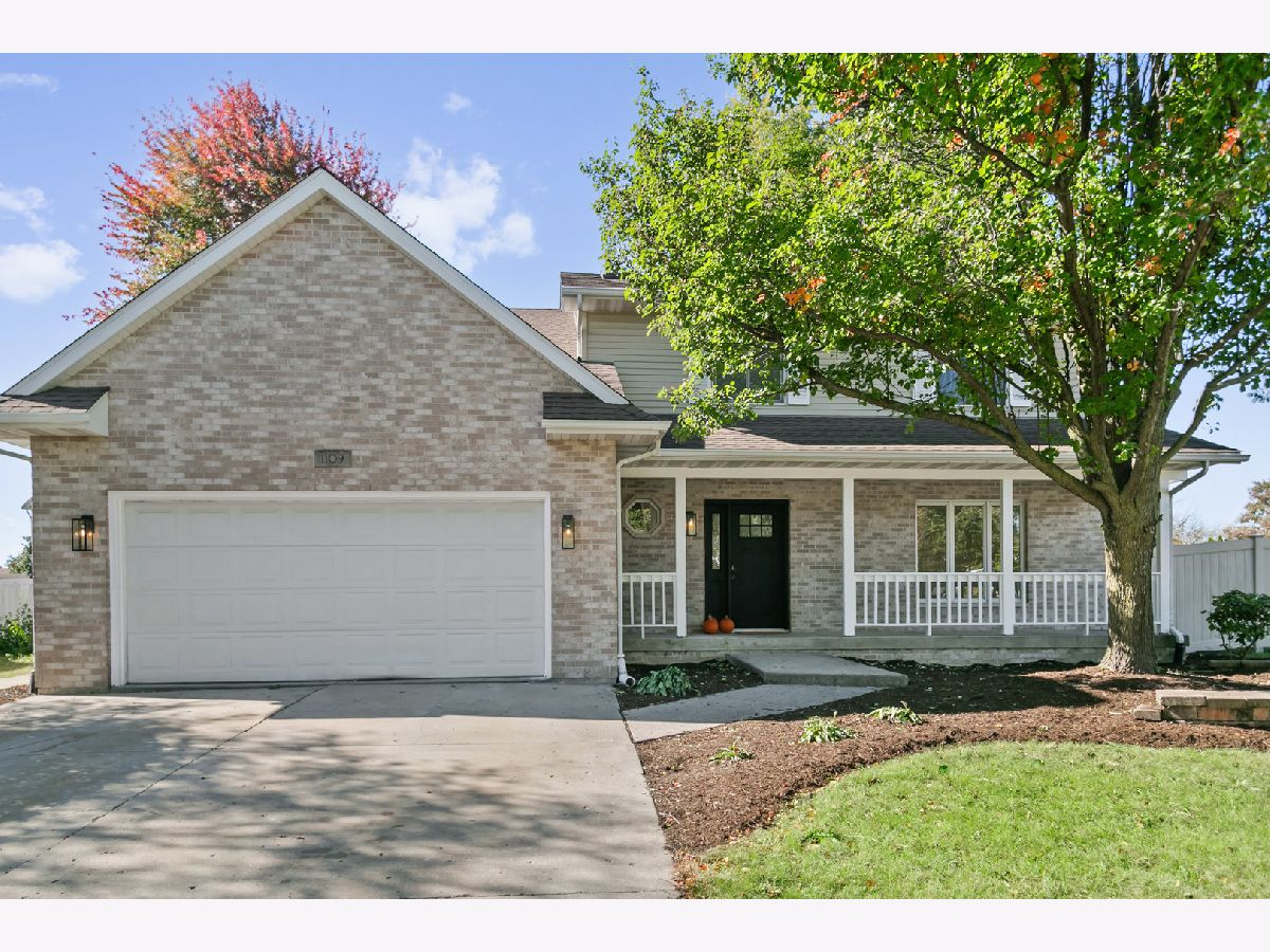 For Sale Joliet Illinois, 1109 Kerry Lane