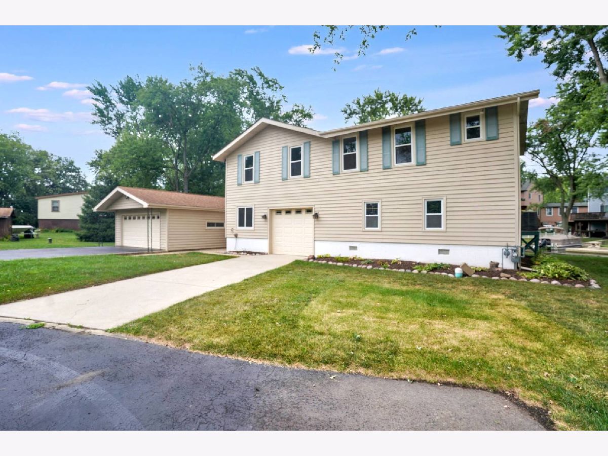For Sale Wilmington Illinois, 26033 Catfish Drive