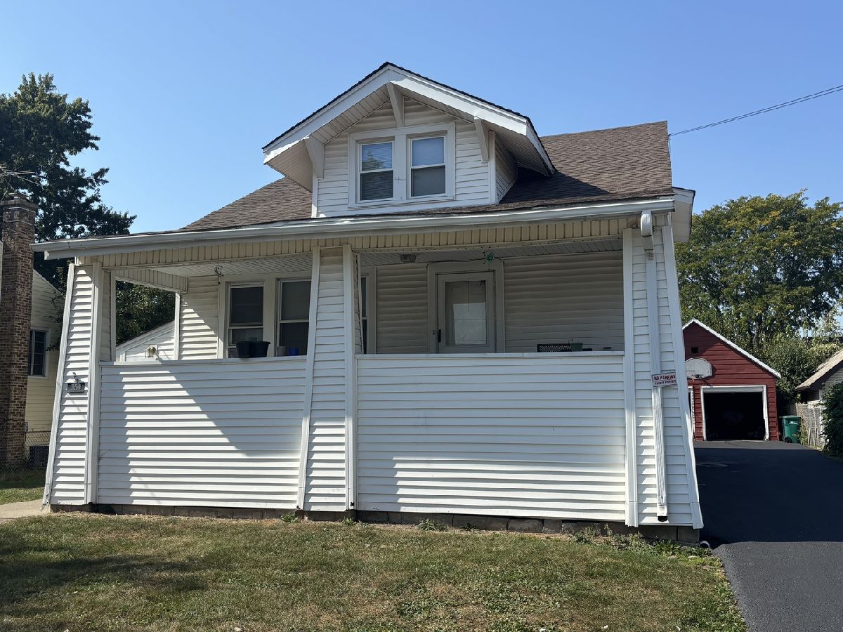 Rented Lombard Illinois, 354 Westmore Meyers