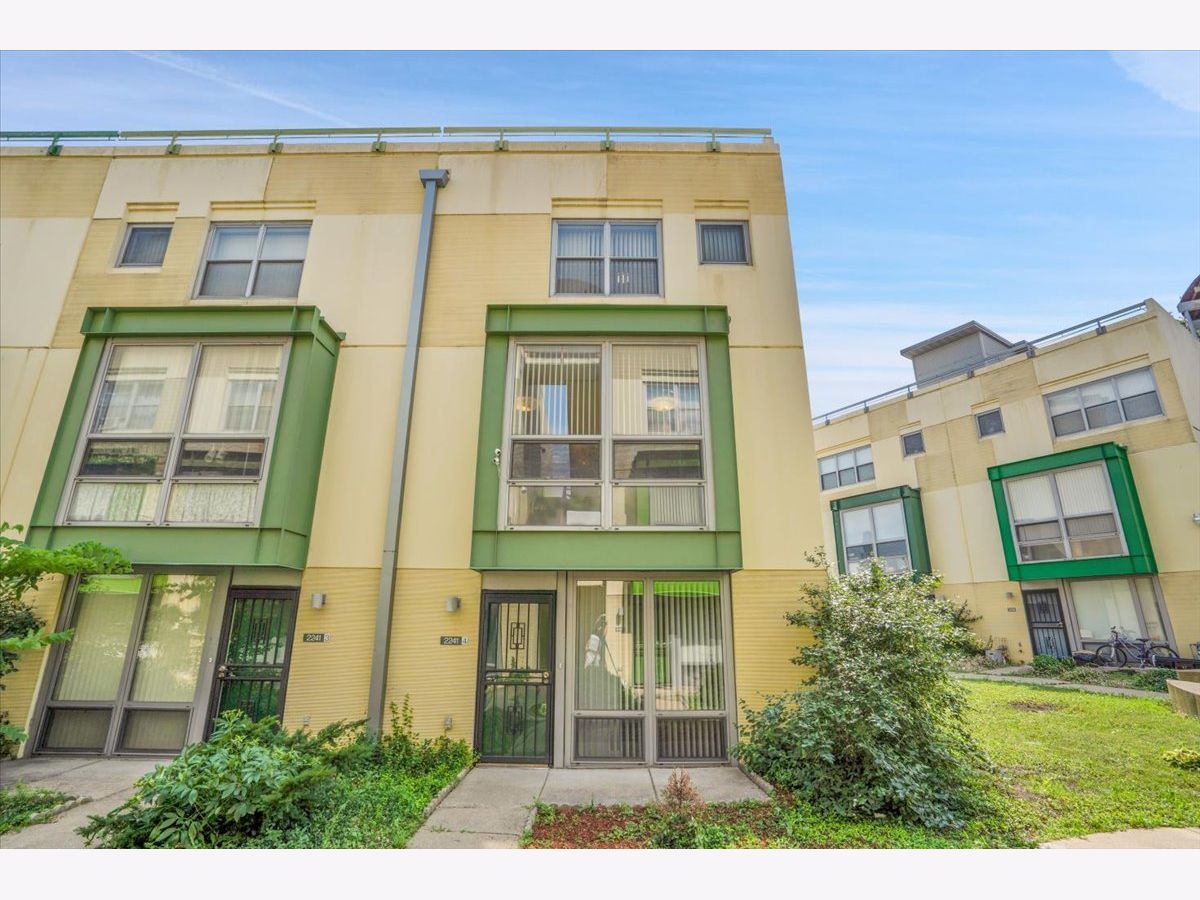 For Sale Chicago Illinois, 2241 Archer Avenue