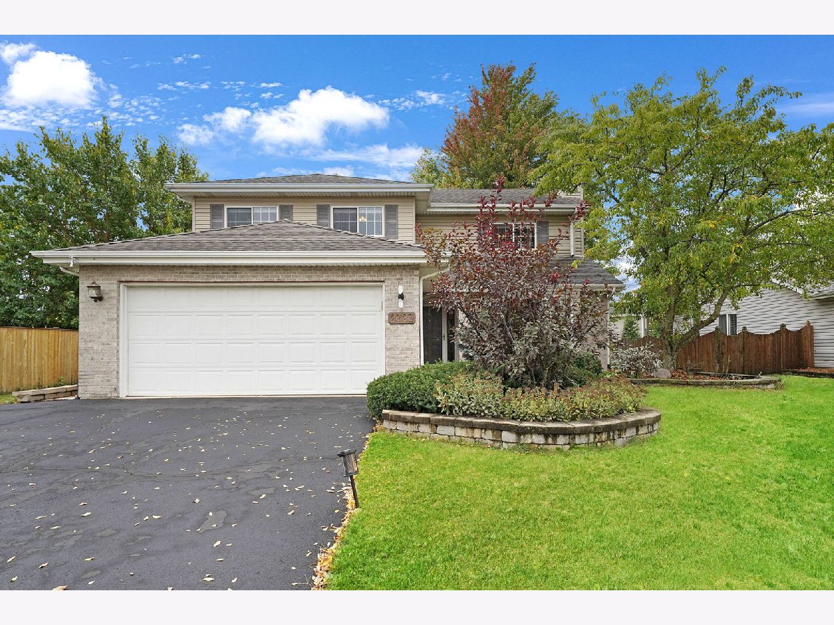 Homes & Condos & Townhomes For Sale Colony Lakes Aurora Illinois, 2723 Emma Circle