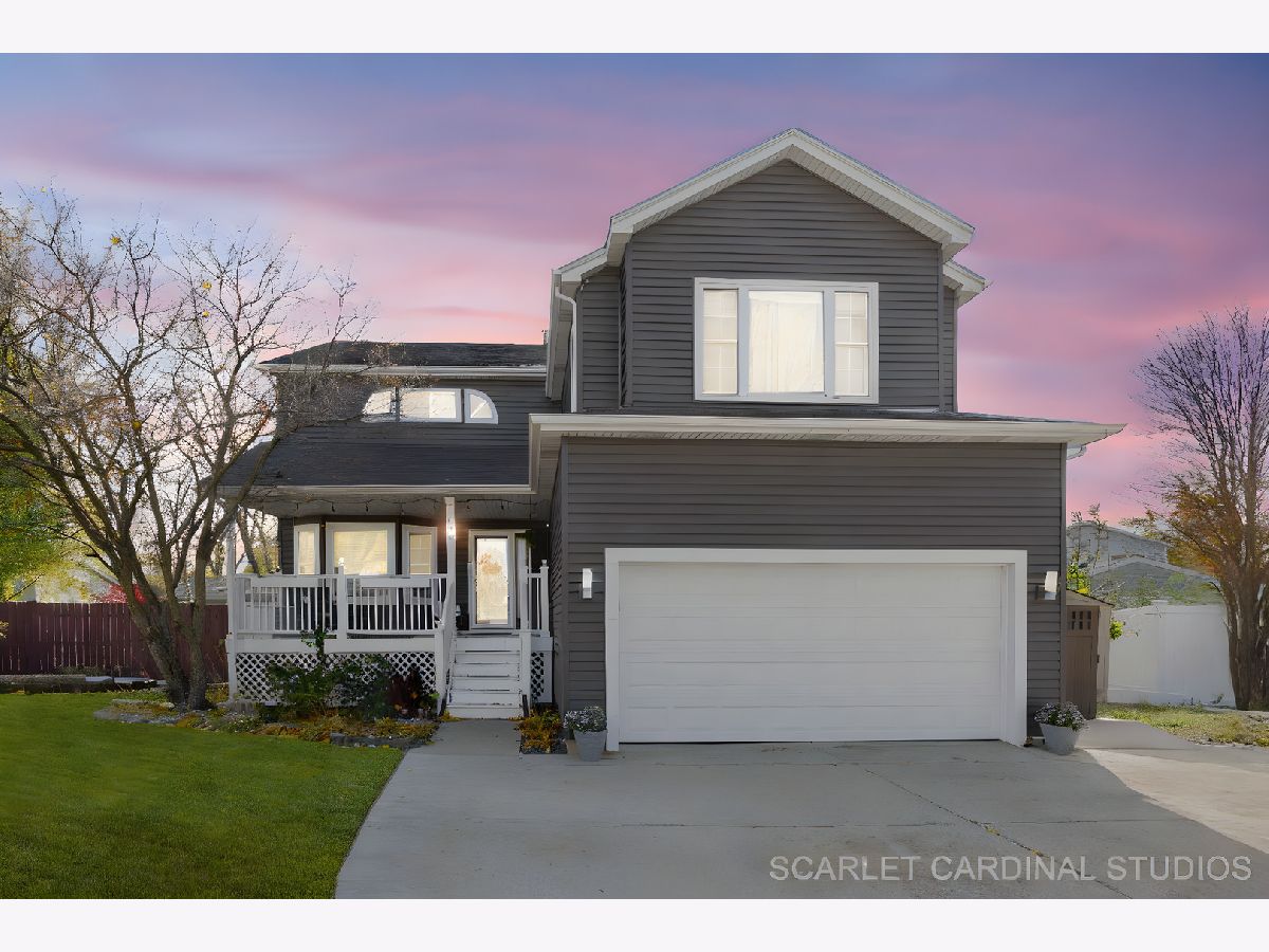  For Sale Sugar Grove Illinois, 222 Meadows Drive