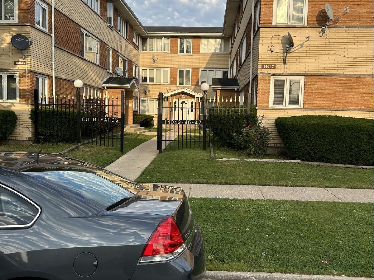  For Rent Riverdale Illinois, 14047 Tracy