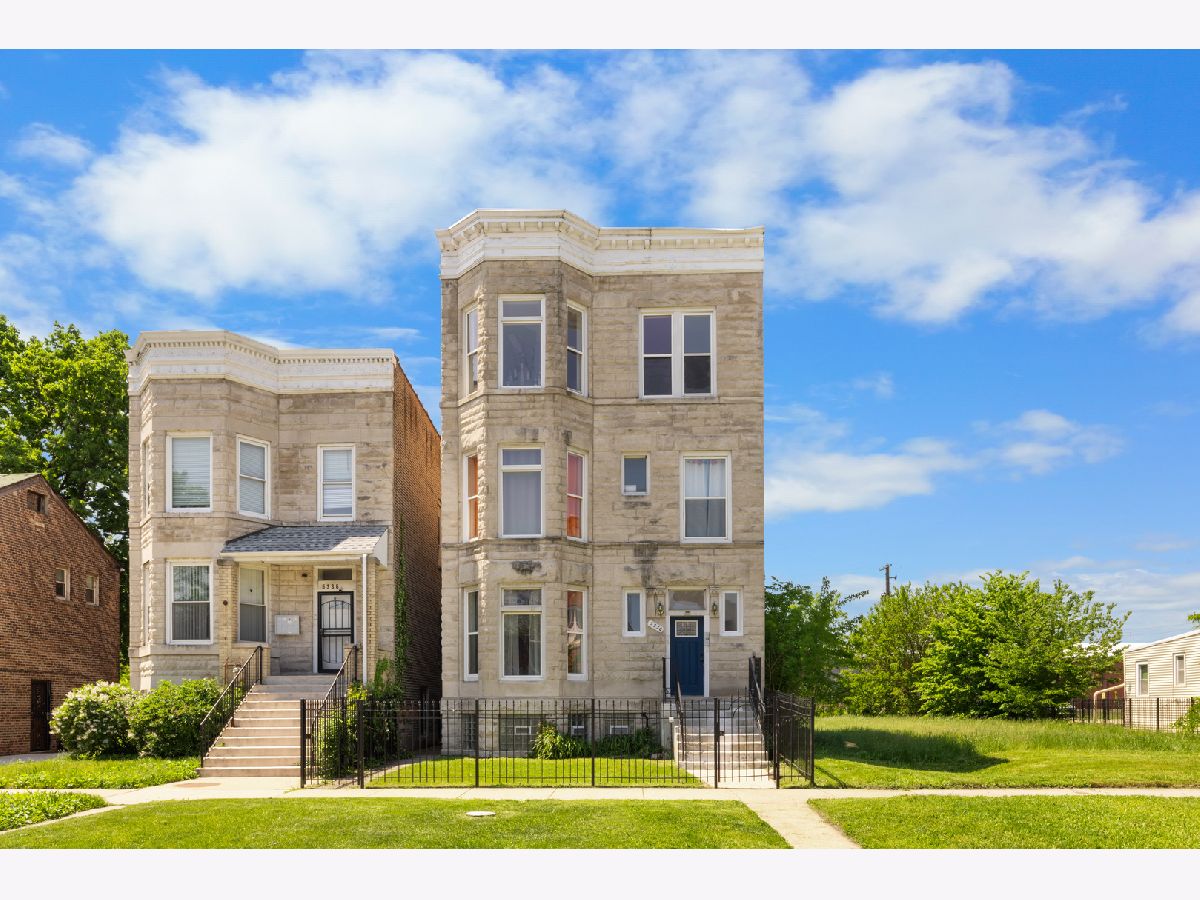  For Sale Chicago Illinois, 5330 Wabash Avenue