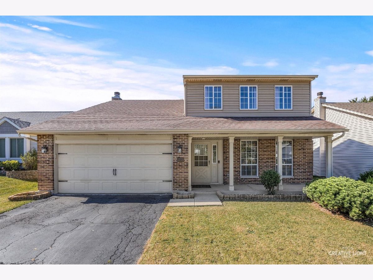 Homes & Condos & Townhomes For Sale Summerhill Elgin Illinois, 700 Mariner Drive