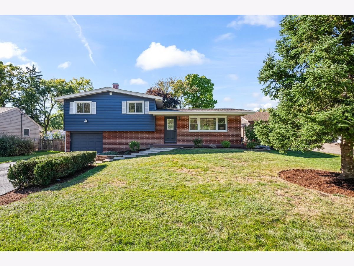  For Sale Mundelein Illinois, 1152 Aberdeen Lane