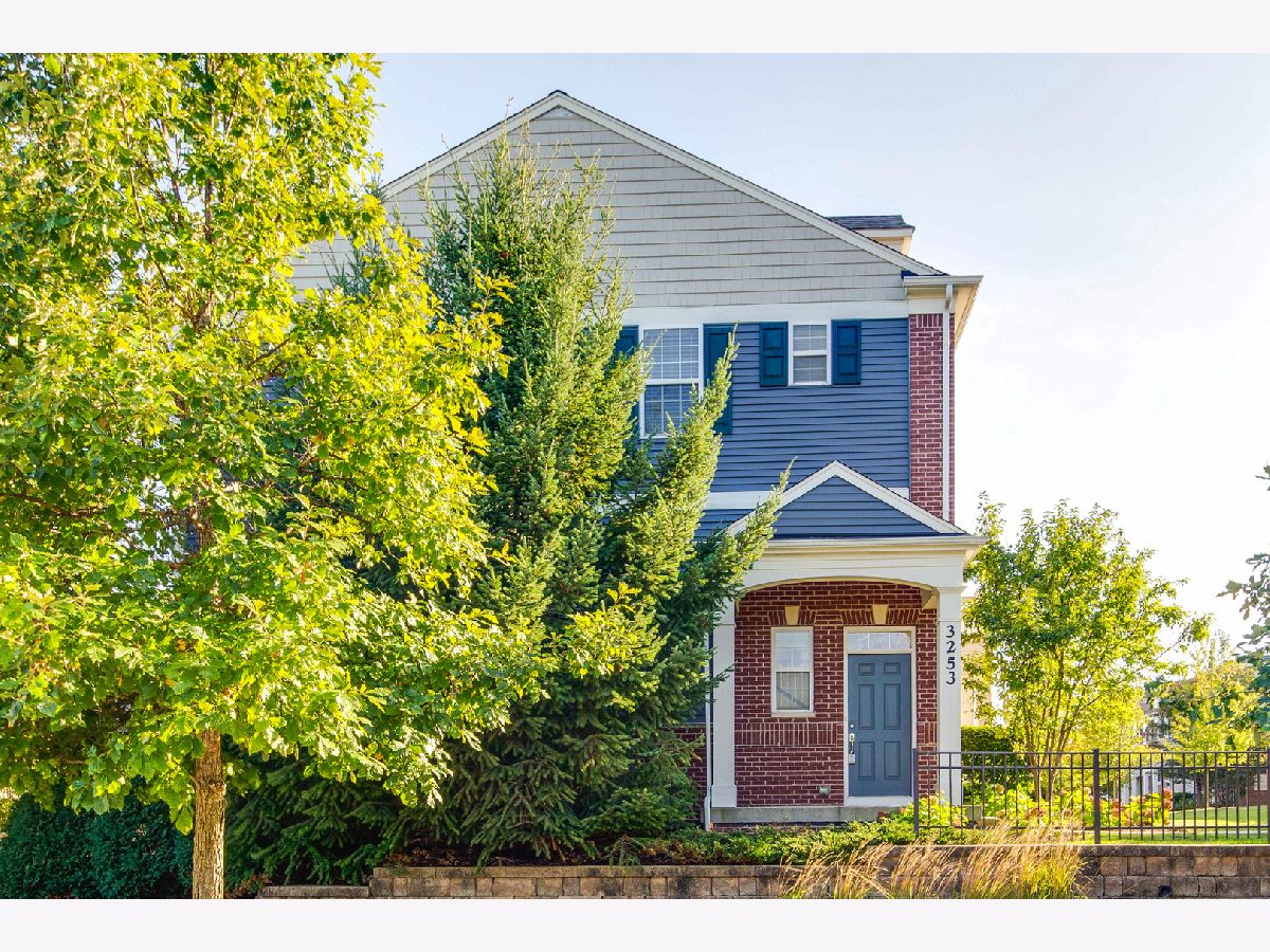  For Sale Glenview Illinois, 3253 Coral Lane