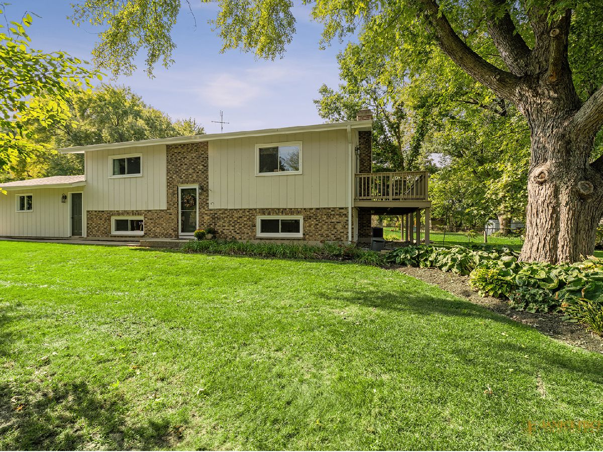  For Sale Wonder Lake Illinois, 8514 Burton Road