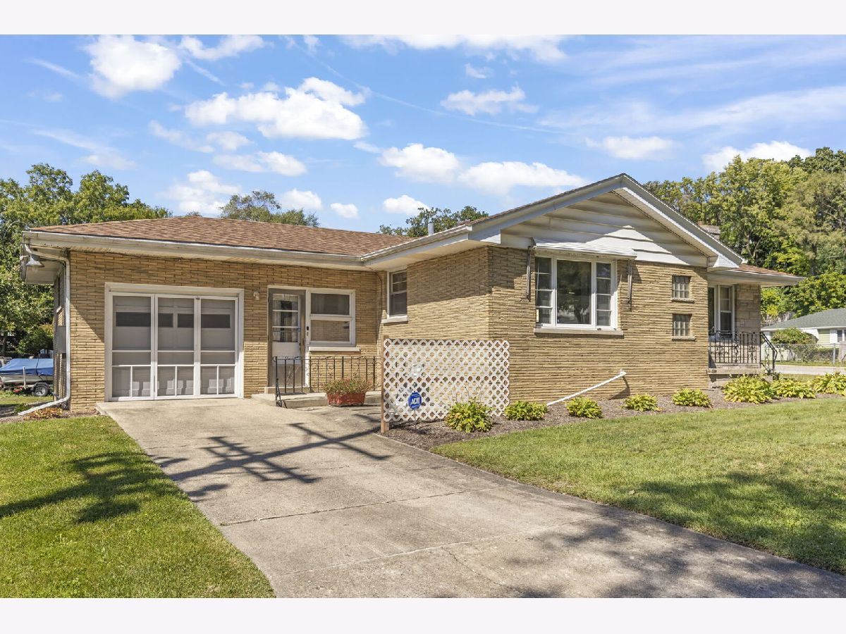  For Sale Rockdale Illinois, 900 Meadow Avenue