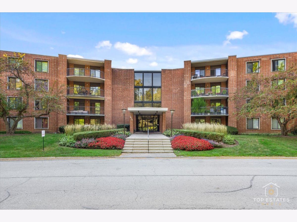  For Rent Arlington Heights Illinois, 1615 Central