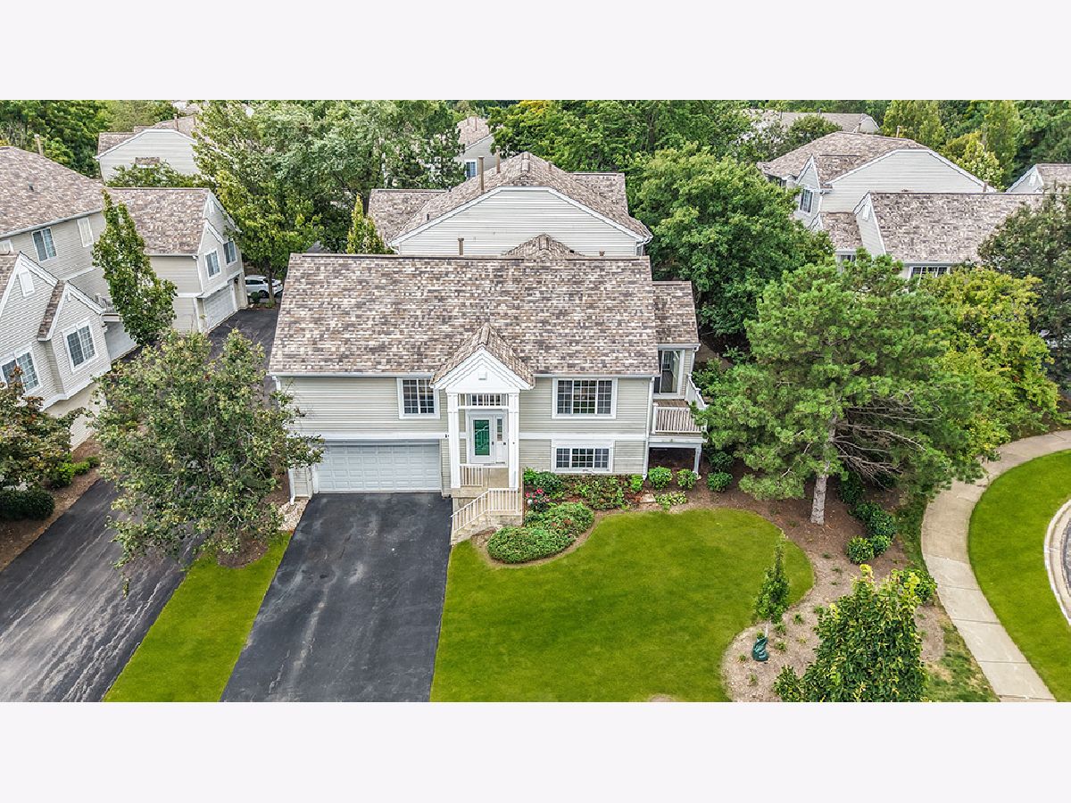  For Sale Wheeling Illinois, 161 Lucerne Court