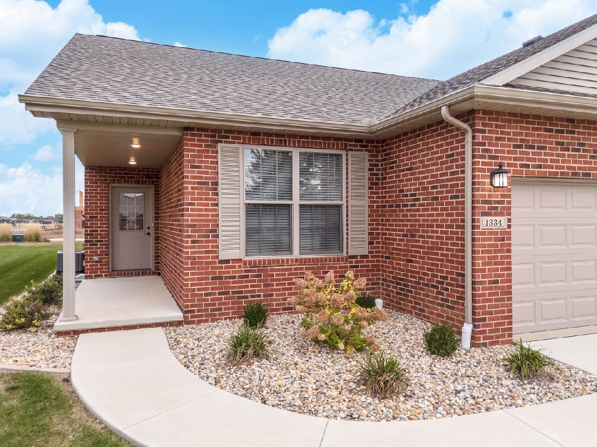  For Sale Normal Illinois, 1334 Monterey Pine Drive