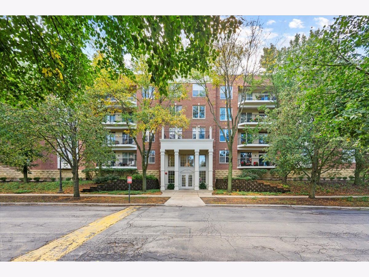  For Sale Rolling Meadows Illinois, 3125 Town Square Drive