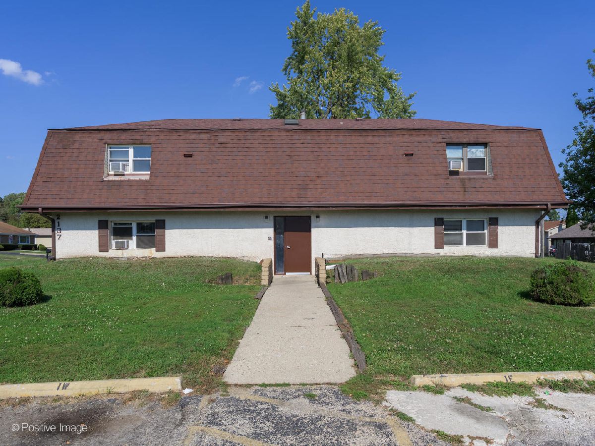  For Sale North Chicago Illinois, 2137 Dickey Avenue