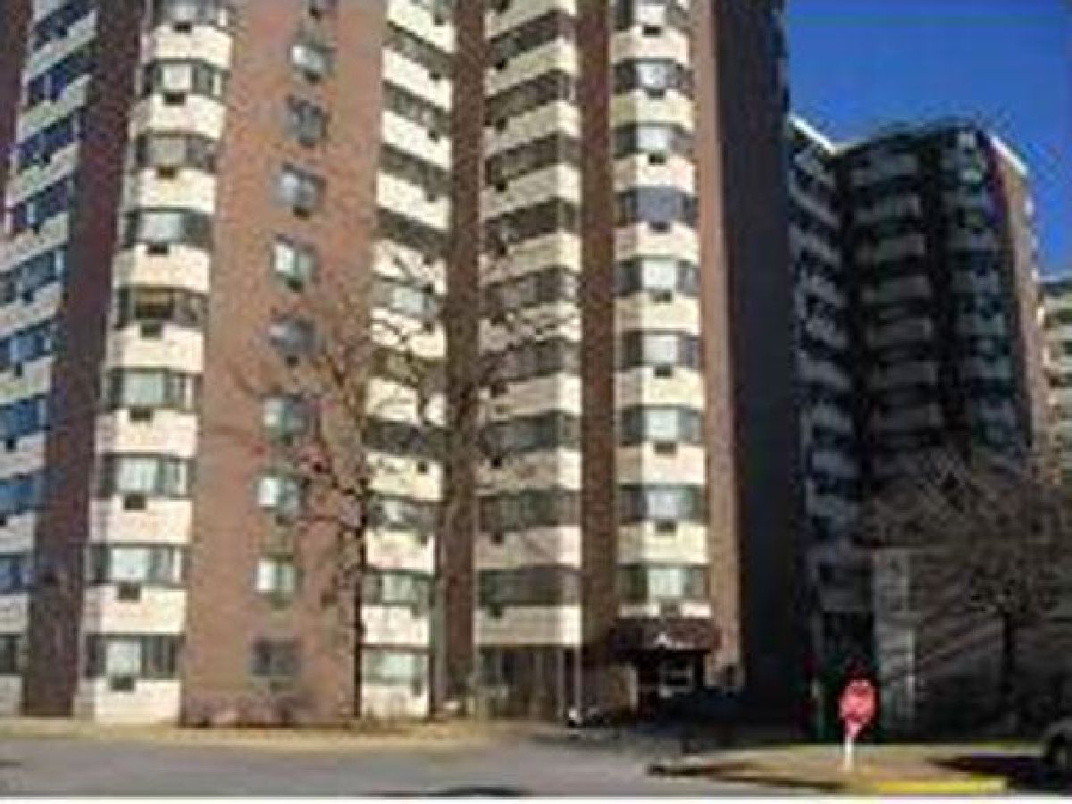 Rented Chicago Illinois, 7337 South Shore