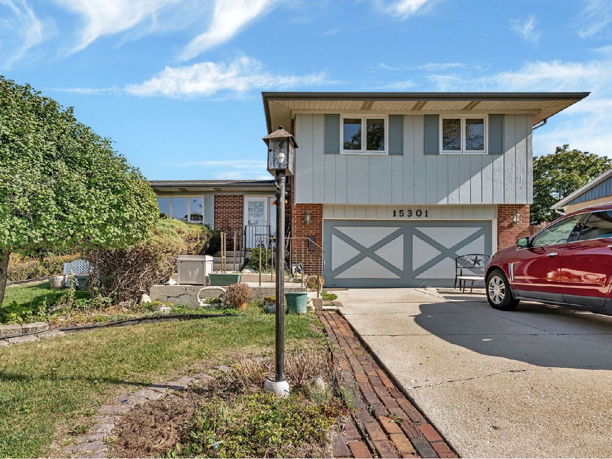  For Sale Oak Forest Illinois, 15301 Cherry Lane