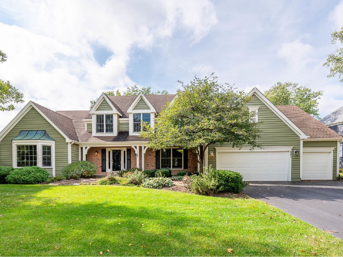  For Sale Crystal Lake Illinois, 441 Country Lane