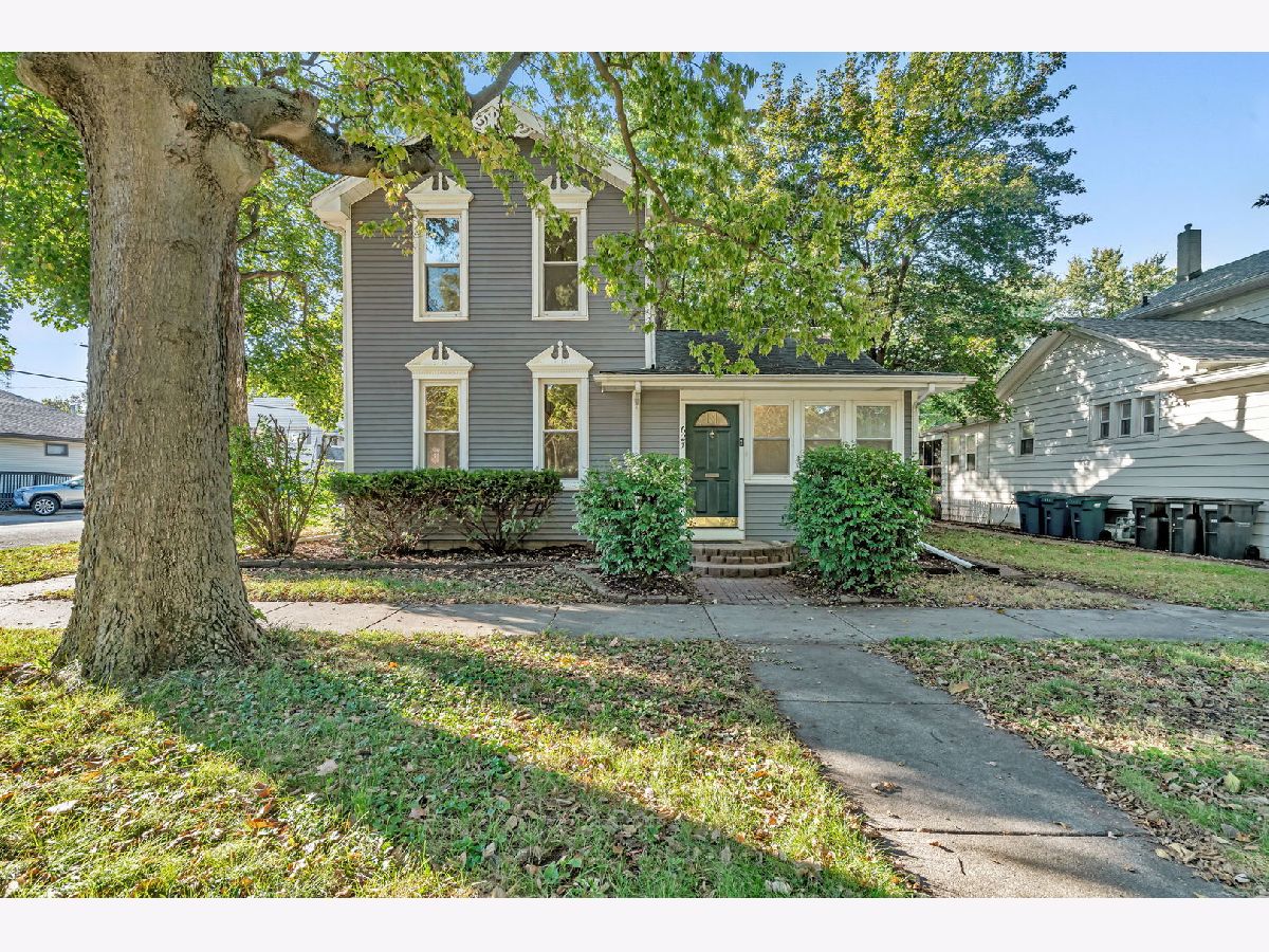 For Sale Morris Illinois, 627 Washington Street