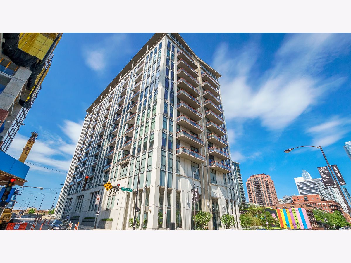 Rented Chicago Illinois, 740 Fulton