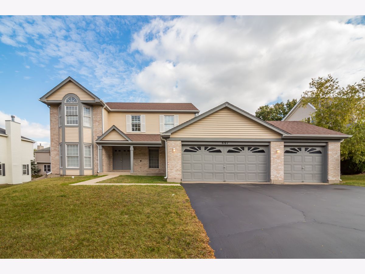  For Sale Algonquin Illinois, 661 Majestic Drive