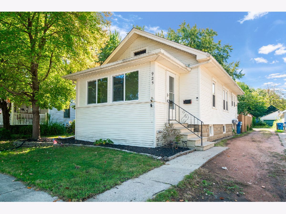 For Sale Morris Illinois, 925 Jackson Street