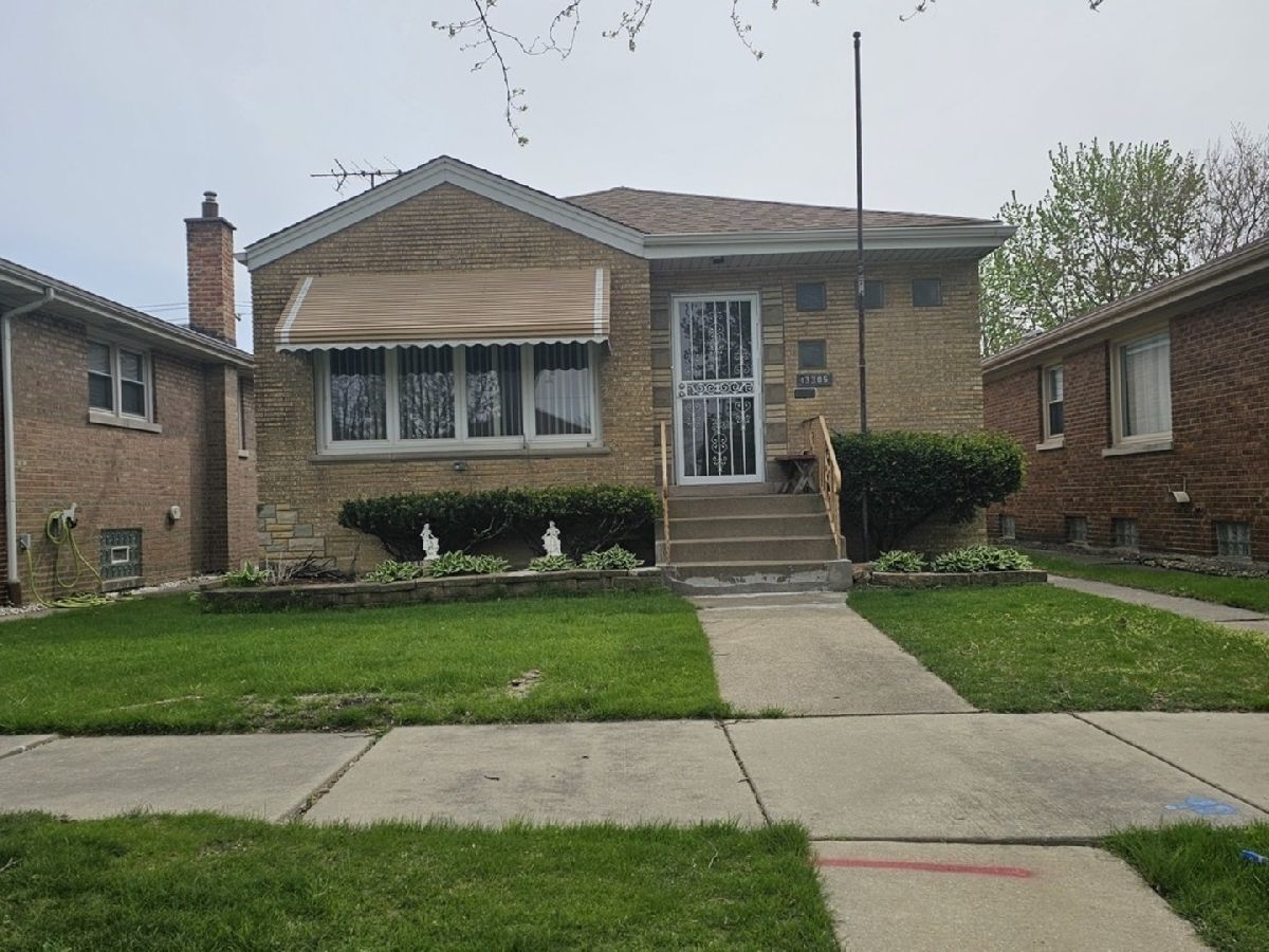 For Sale Chicago Illinois, 13305 Avenue L