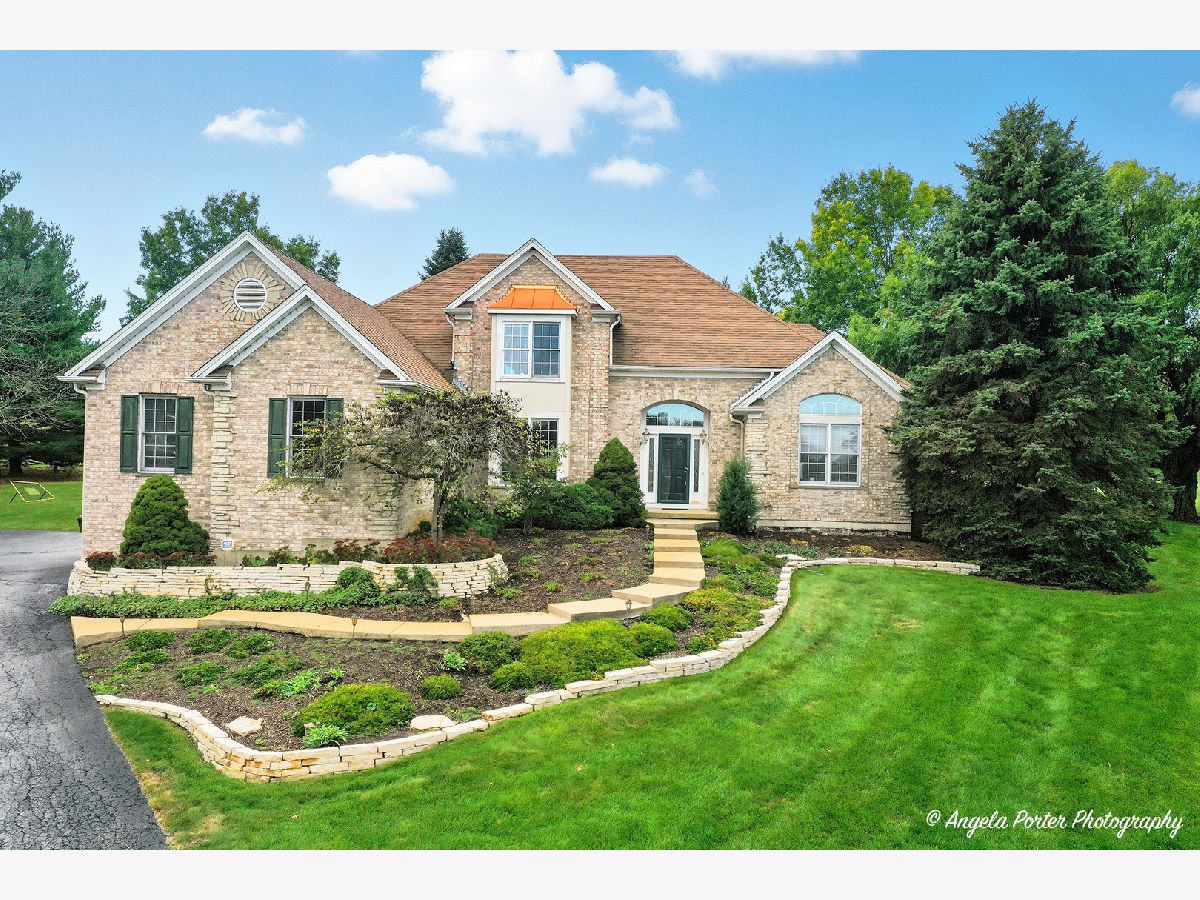 For Sale Oakwood Hills Illinois, 9 Bordeaux Court