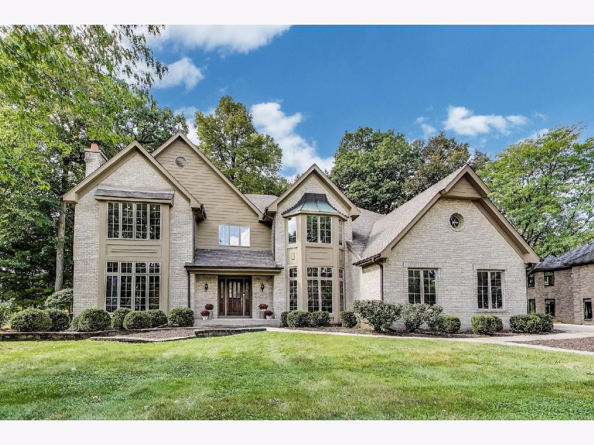 Homes & Townhomes For Sale Royal Fox St Charles Illinois, 3706 Royal Fox Drive