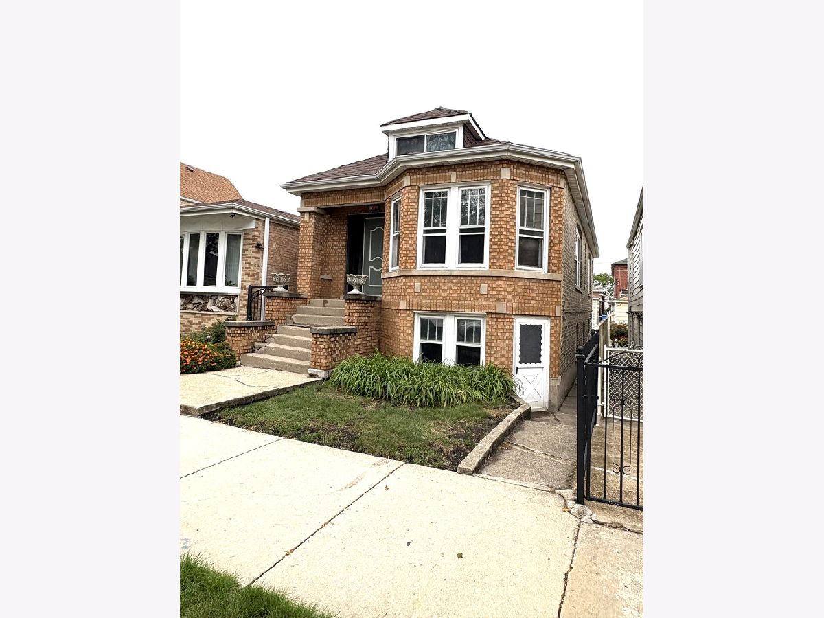  For Sale Chicago Illinois, 1220 32nd Place