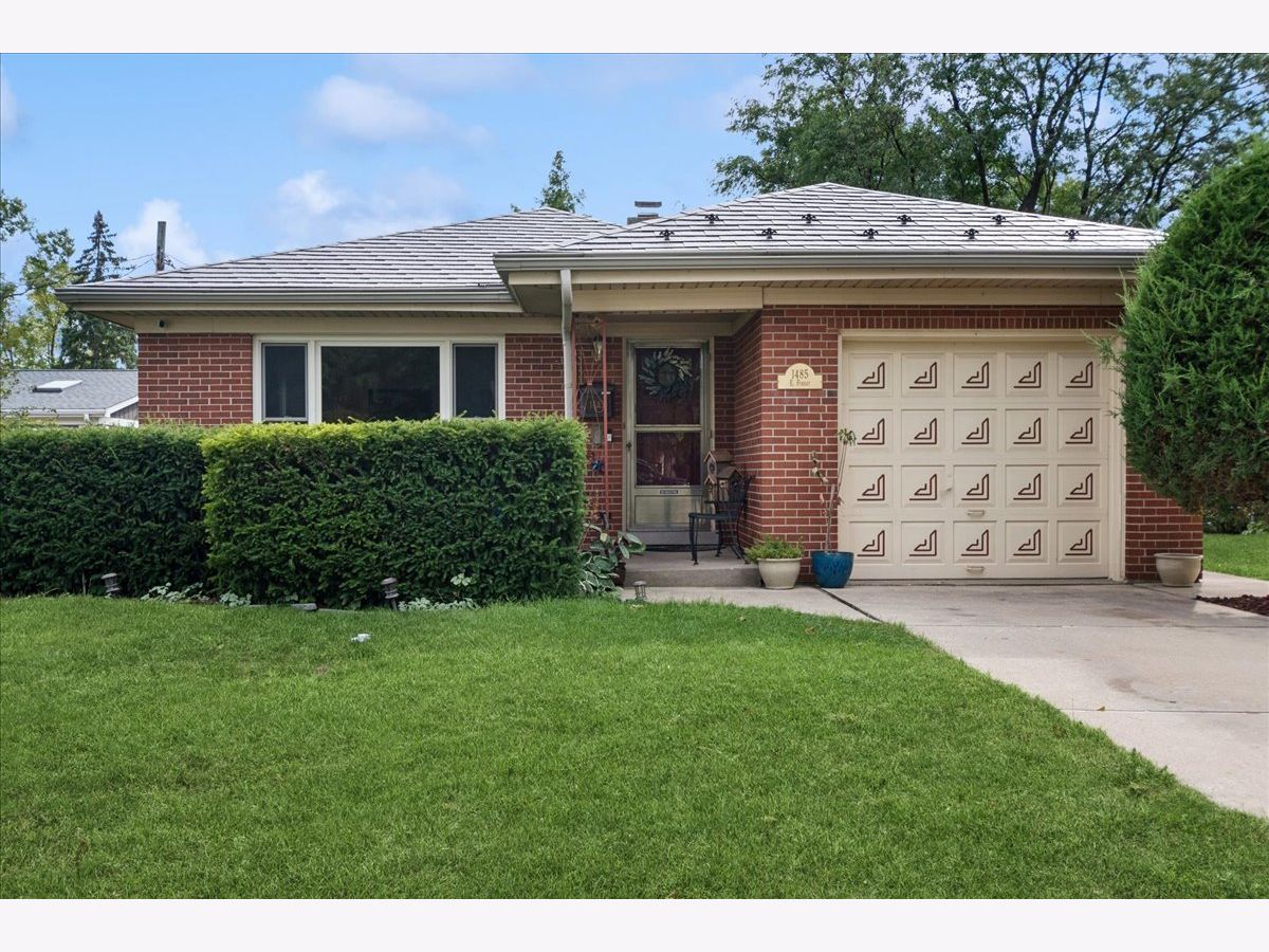  For Sale Des Plaines Illinois, 1485 Forest Avenue