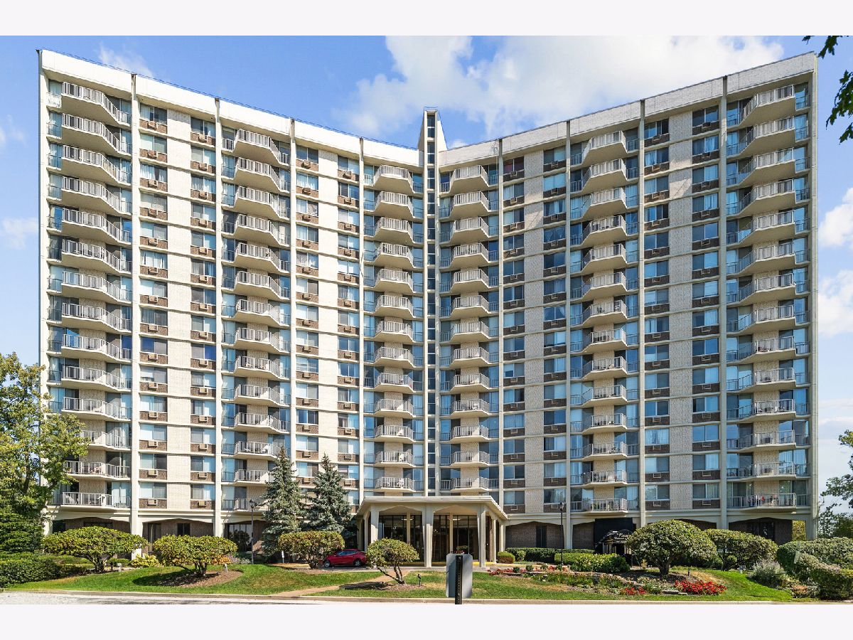 For Sale Oak Brook Illinois, 40 Tower Road
